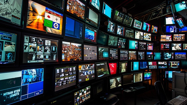 Retro TV wall pattern